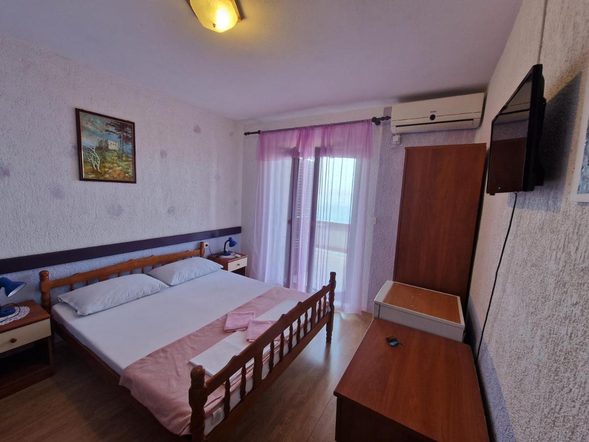 Rooms Anita Sibinj ซีบินีย์ กริมโปตสกี ภายนอก รูปภาพ