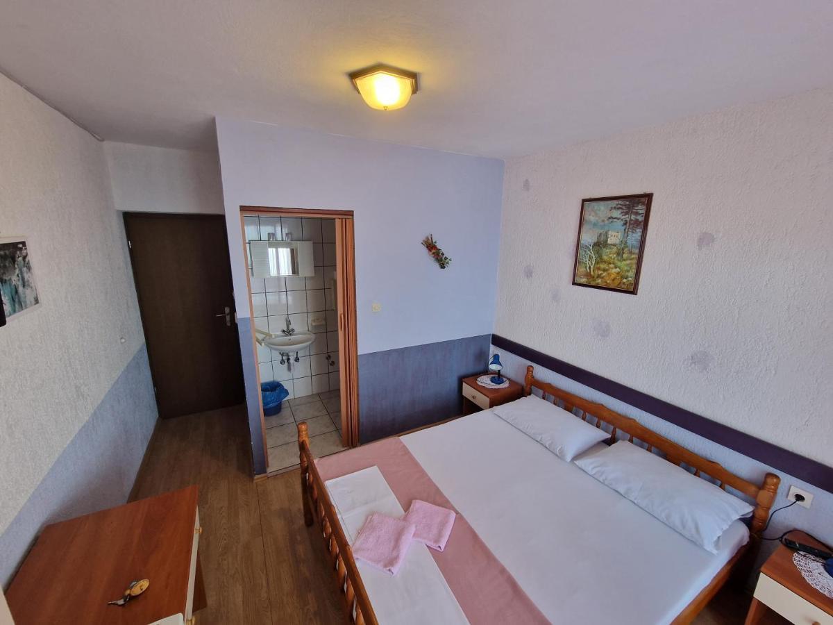 Rooms Anita Sibinj ซีบินีย์ กริมโปตสกี ภายนอก รูปภาพ
